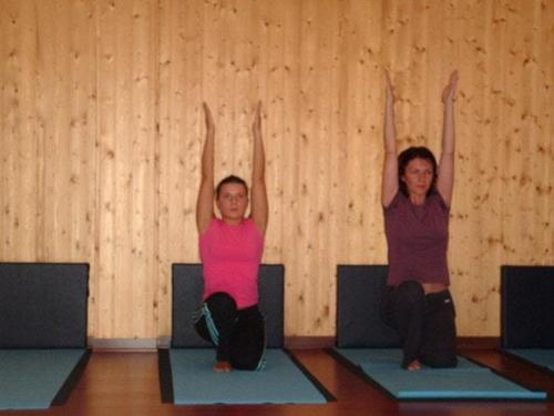 Yoga28 09 07  22 -575-800-600-100